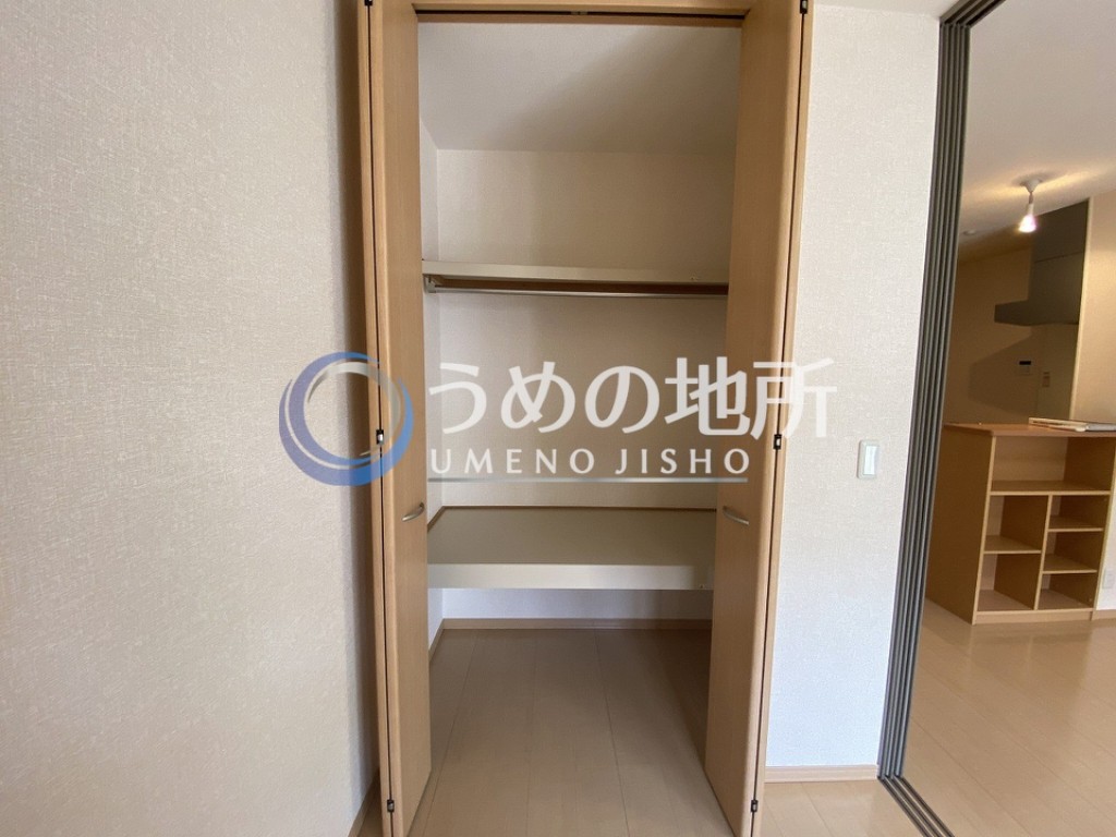 収納　洋室収納
