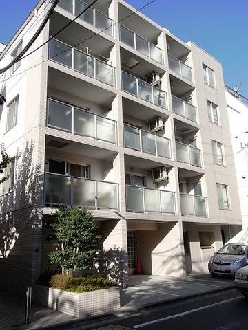 建物外観　豊な緑と教育環境に恵まれた住宅街