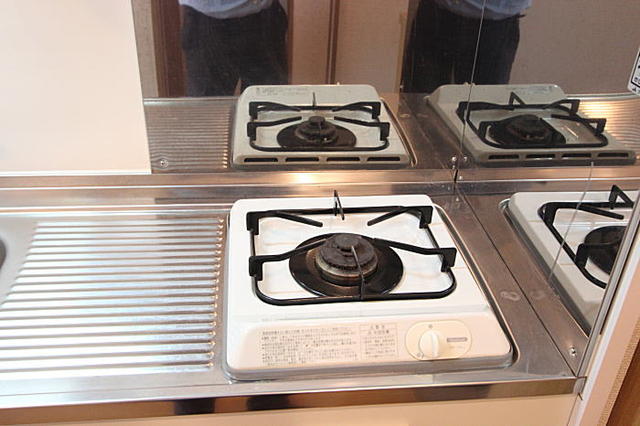 キッチン　※別部屋参考写真