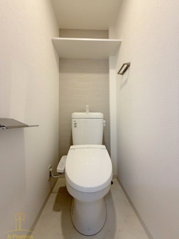 トイレ　エスリード大阪イーストエッジ