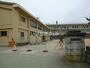 小学校　高岡市立野村小学校（小学校）まで663m