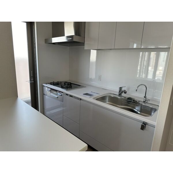 キッチン　ローレルタワー堺筋本町