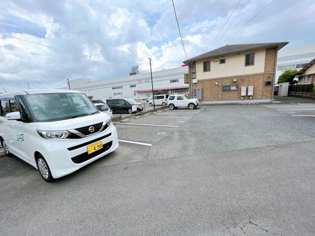 駐車場　駐車場