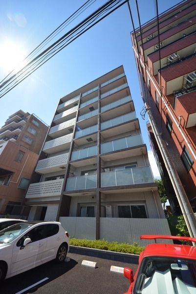 建物外観　★平成２５年築でまだまだキレイ★