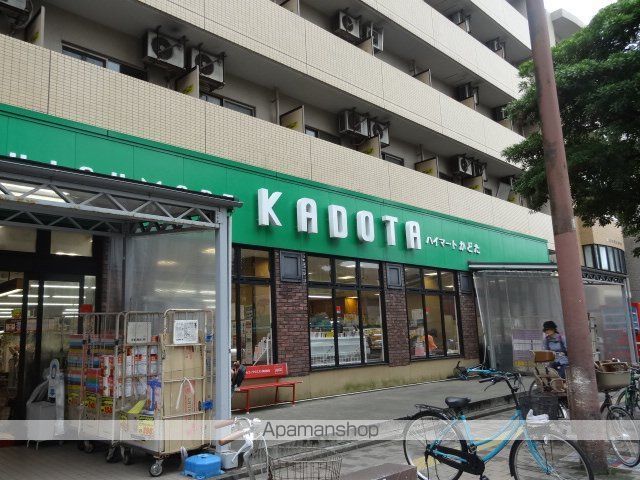 コンビニ　ファミリーマート（コンビニ）まで400m