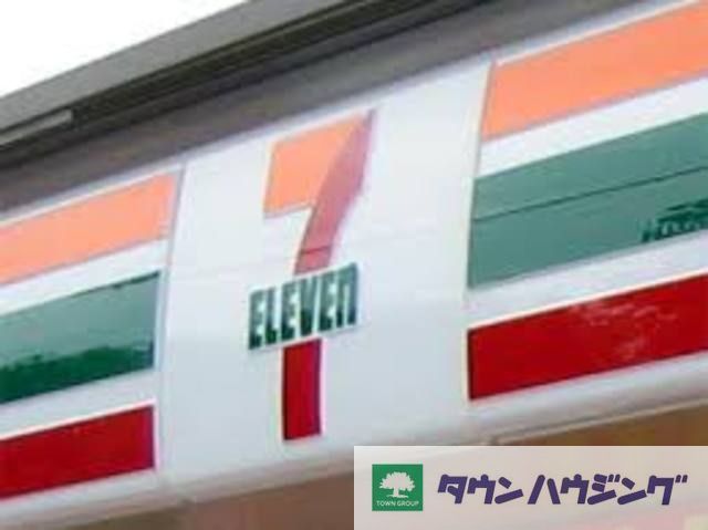 コンビニ　セブンイレブン新宿余丁町店（コンビニ）まで380m