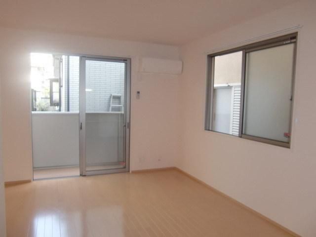 その他部屋・スペース　明るくきれいなお部屋です。
