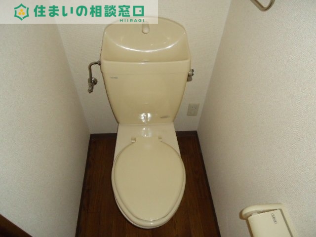 トイレ　同型