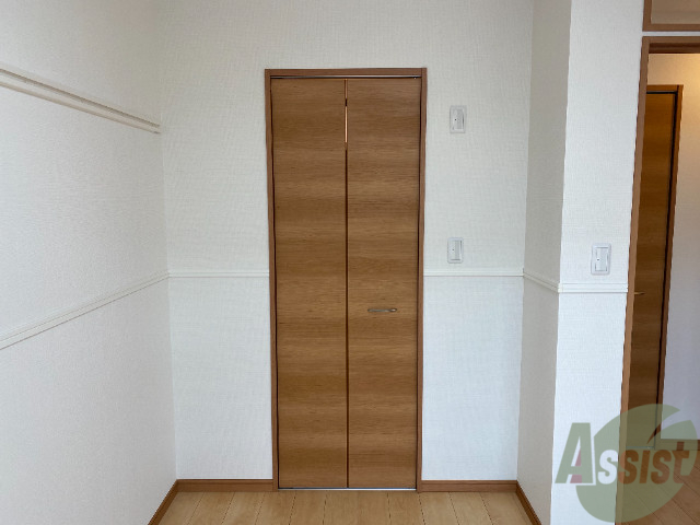 収納　奥行きのある収納です。