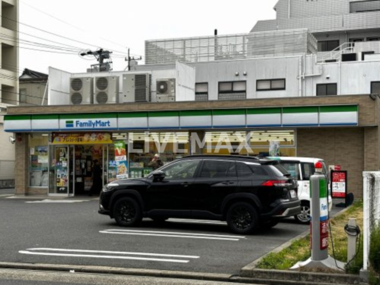 コンビニ　ファミリーマート 名古屋上飯田北町店（コンビニ）まで187m