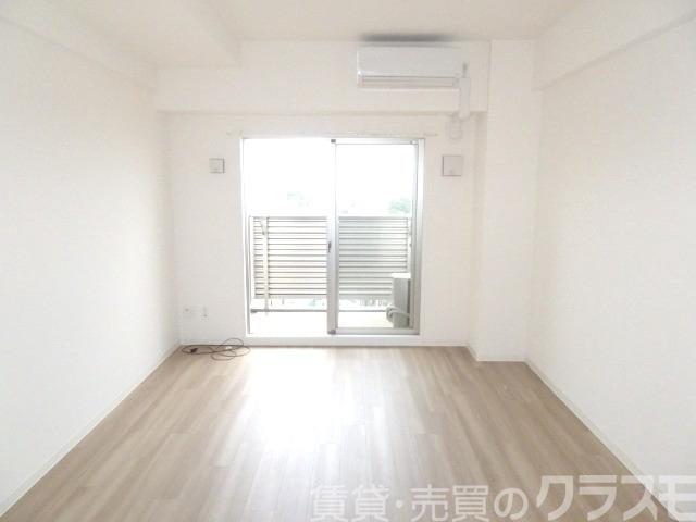 居室・リビング　明るいお部屋です♪