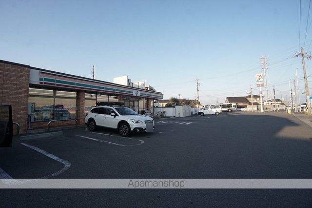 コンビニ　セブンイレブン（コンビニ）まで507m