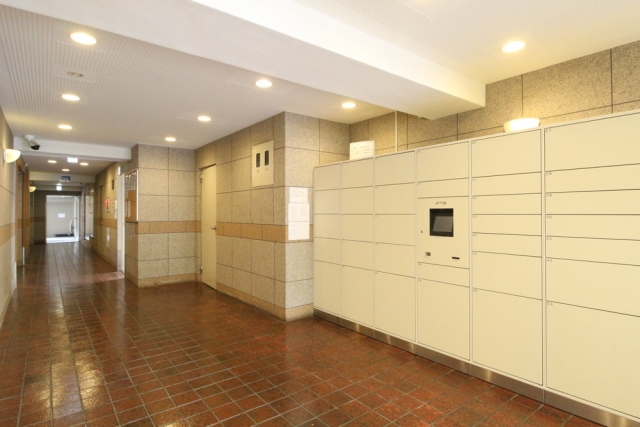 ＪＲ山手線 田町駅 徒歩8分 13階建 築47年の外観写真