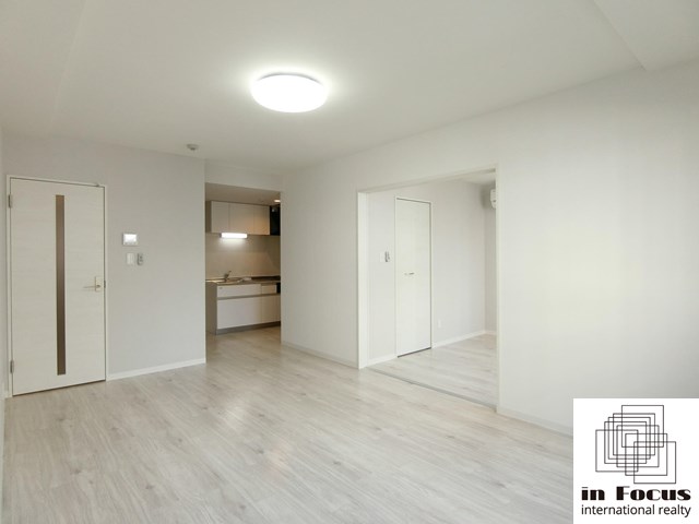 Pine hills北15条の居間写真
