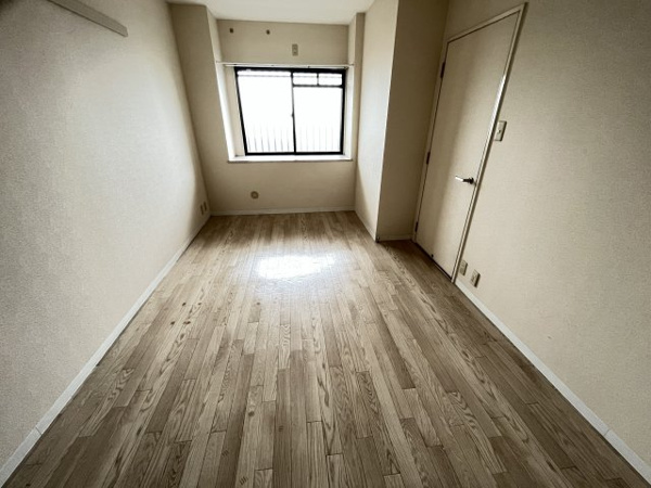 サンシャイン鶴見緑地の内装写真