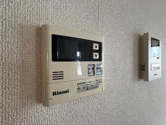 その他設備　給湯リモコン