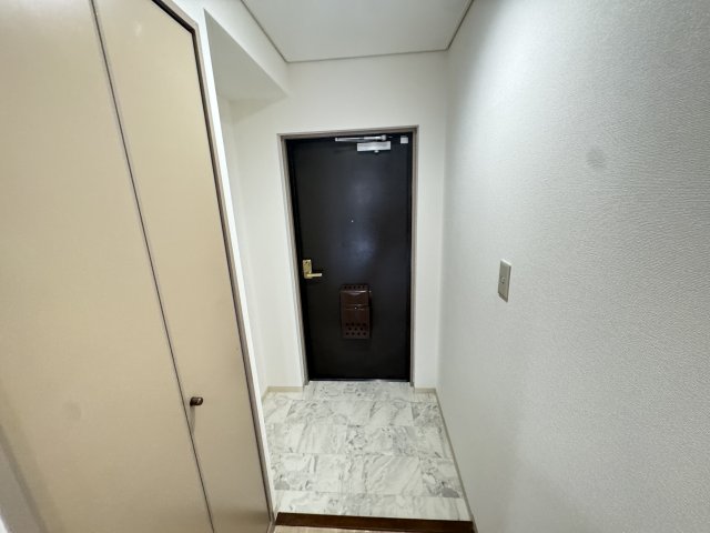 メルヴェユ伊丹の玄関写真