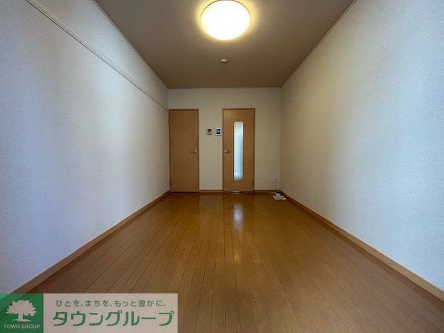 レオパレスサクセスファクターの居間写真