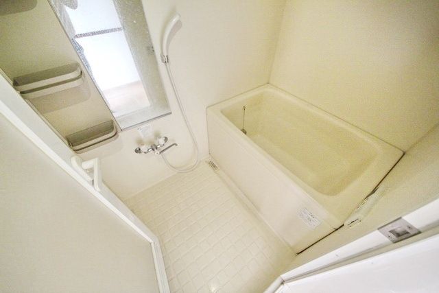 ISグランデセンター北の風呂写真