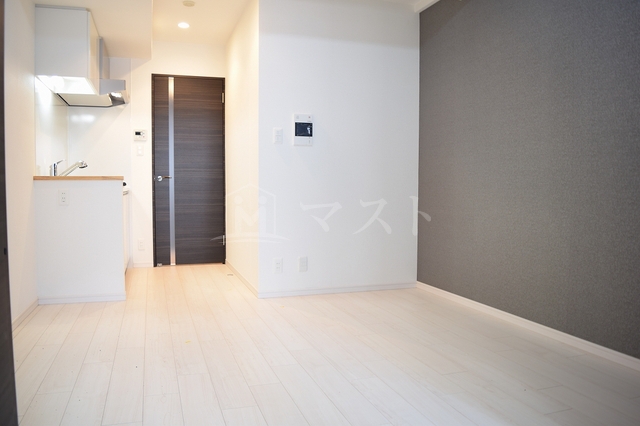 LC難波南の居間写真