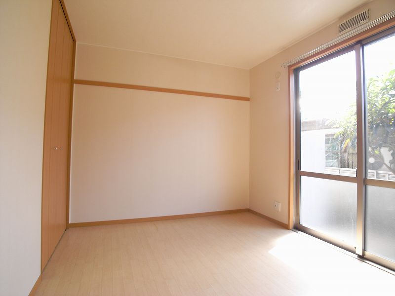 その他　洋室６帖