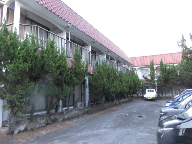 建物外観　お部屋はこの一番奥です