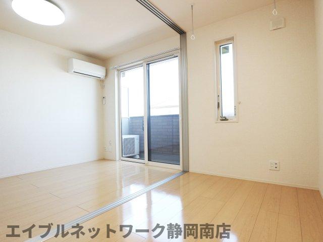 その他設備　明るい洋室です
