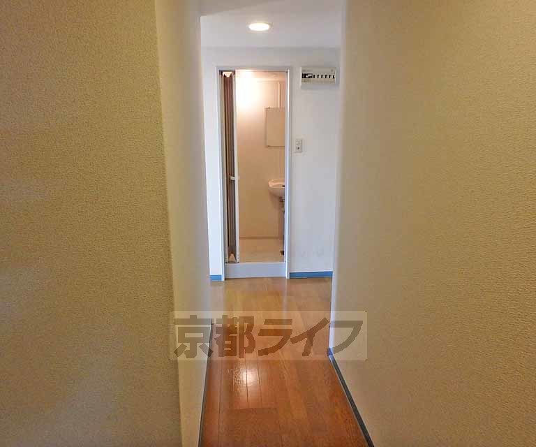 その他部屋・スペース　玄関から廊下にかけて