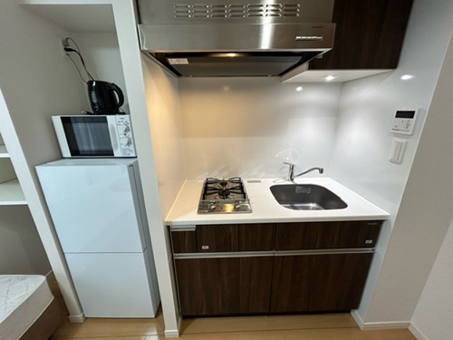 キッチン　冷蔵庫、電子レンジあり