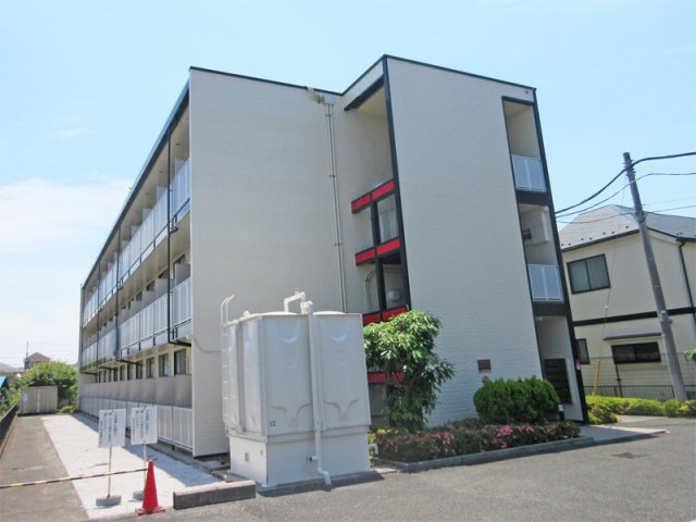 昭島市中神町のマンションの建物外観