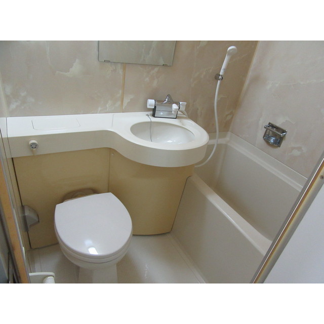 バス・シャワールーム　３点ユニット