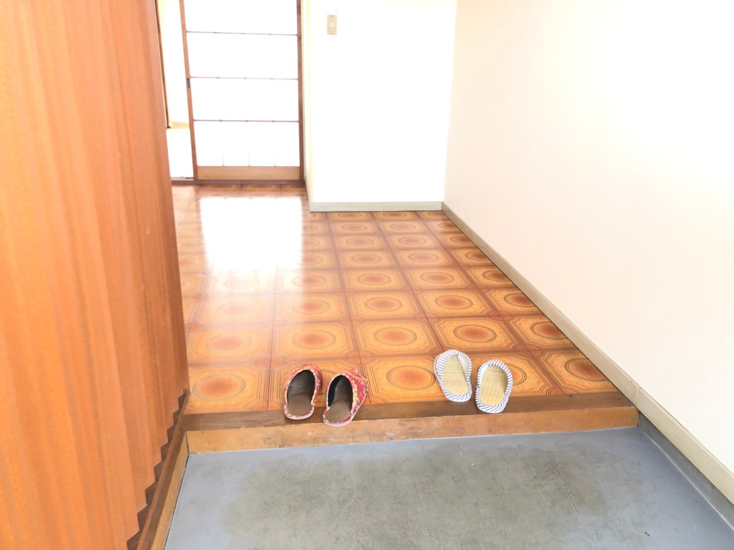Pニューサンシャイン堀越の玄関写真