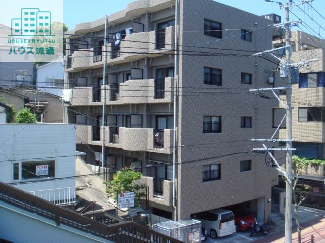 カレンドールの建物外観