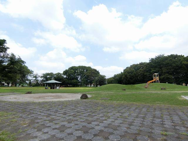 【メゾンアイリスの公園】