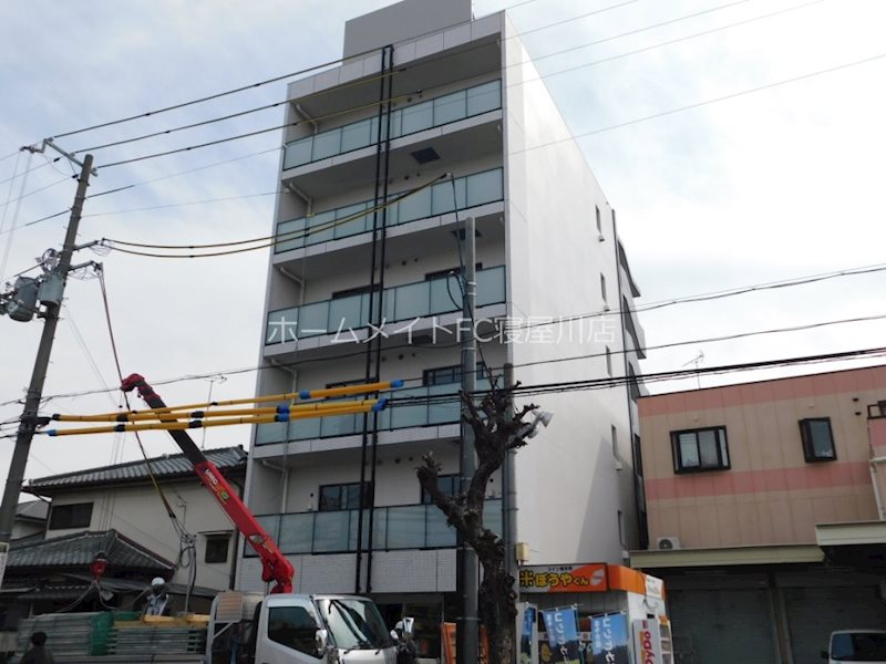 セレコート寝屋川本町の建物外観