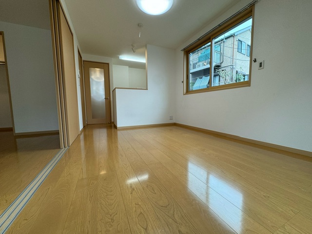 居室・リビング　他のお部屋の参考写真です。