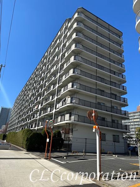 江東区枝川のマンションの建物外観