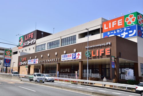 スーパー　ライフ 戸塚汲沢店（スーパー）まで947m