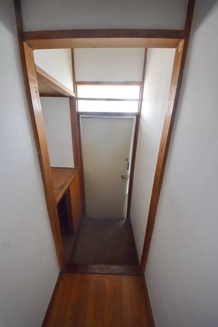 玄関　★お問い合わせはタウンハウジングまで★
