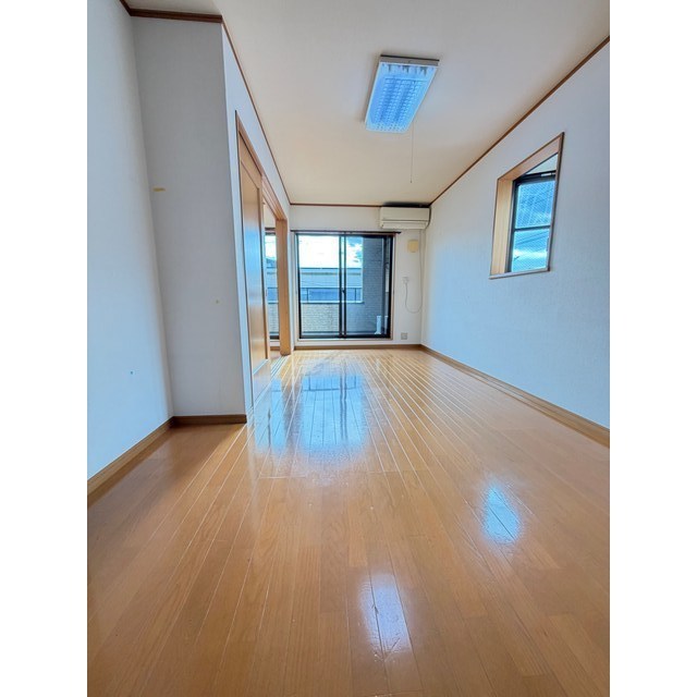 その他部屋・スペース　リビングは広々10.5帖！