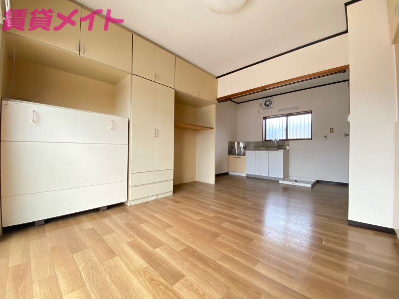 居室・リビング　別部屋参考写真