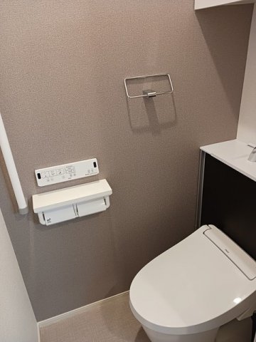 トイレ　シンプルで使いやすいトイレです