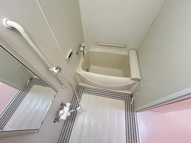 バス・シャワールーム　浴室