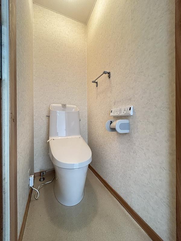 トイレ　トイレ