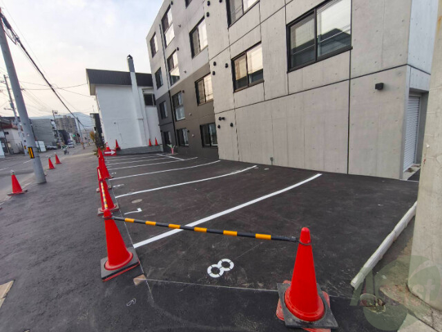 駐車場　駐車場