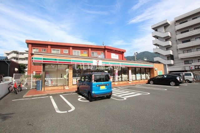 コンビニ　セブンイレブン　小倉神岳２丁目店（コンビニ）まで545m