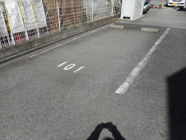 駐車場　駐車場があります