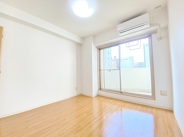 その他部屋・スペース　エアコン・シーリングライト