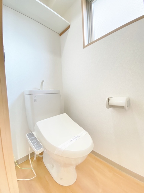 トイレ　暖房便座付シャワートイレ
