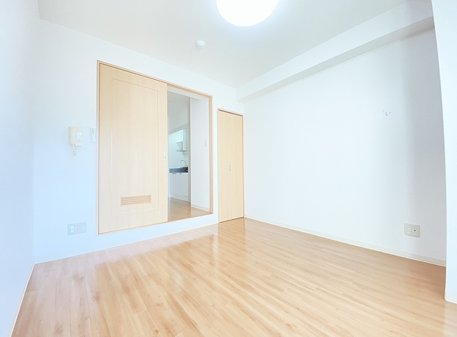 居室・リビング　フローリング